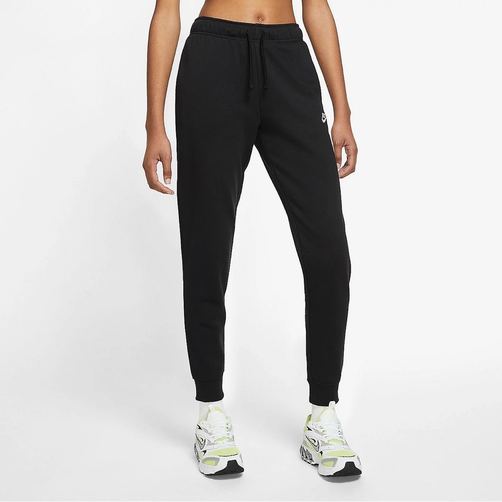$70 NWOT Nike Women's Sportswear Club Fleece Pants in black XL